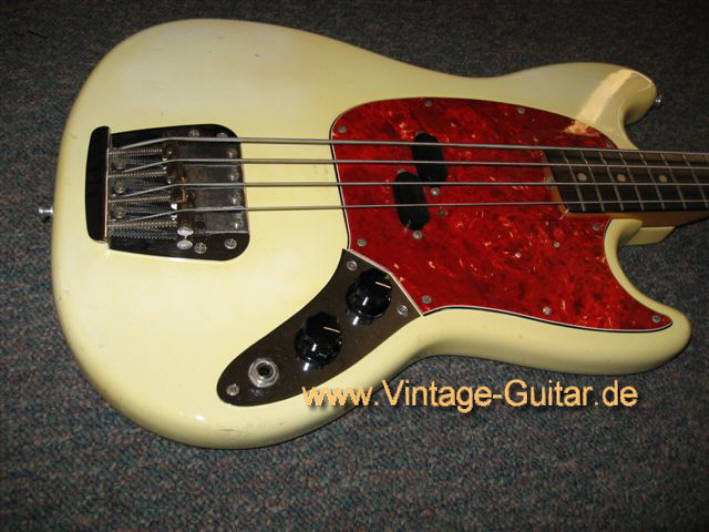 White fender mustang bass clearance